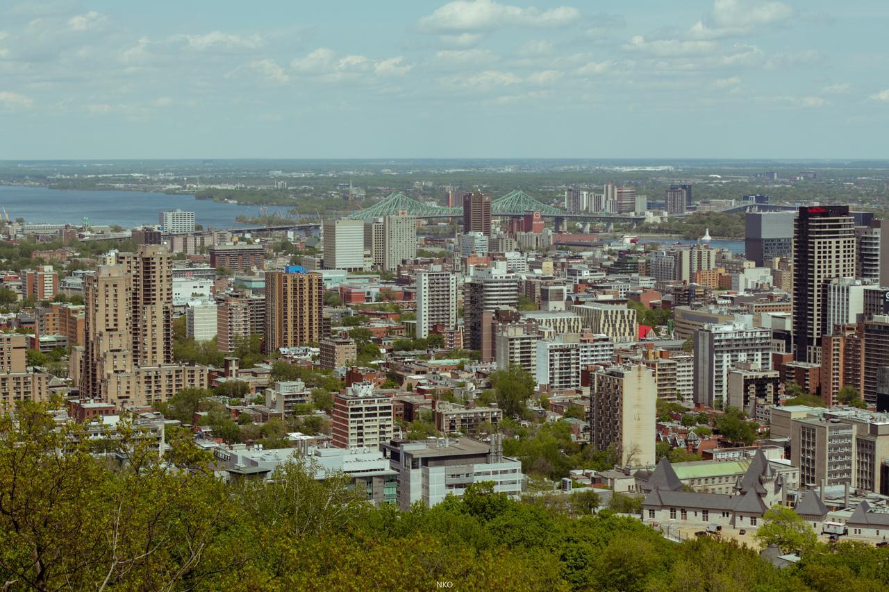 Хостел Pied-A-Terre Mont-Royal Монреаль Екстер'єр фото